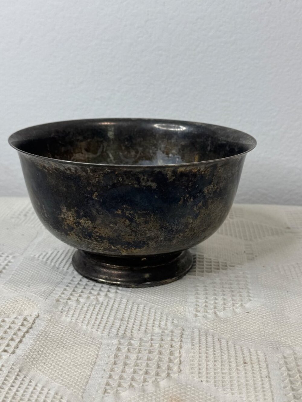 Vintage International Silver Co Tarnished Silver Plated Bowl Made In USA Decor